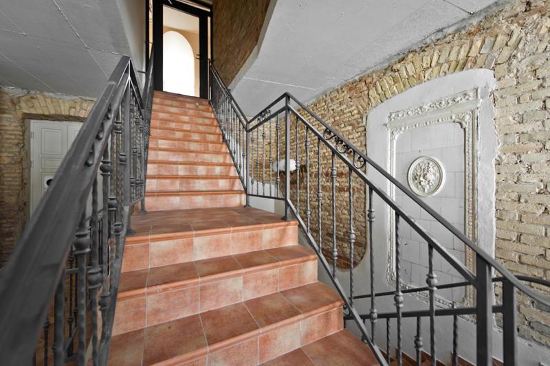 Butas Entrance *